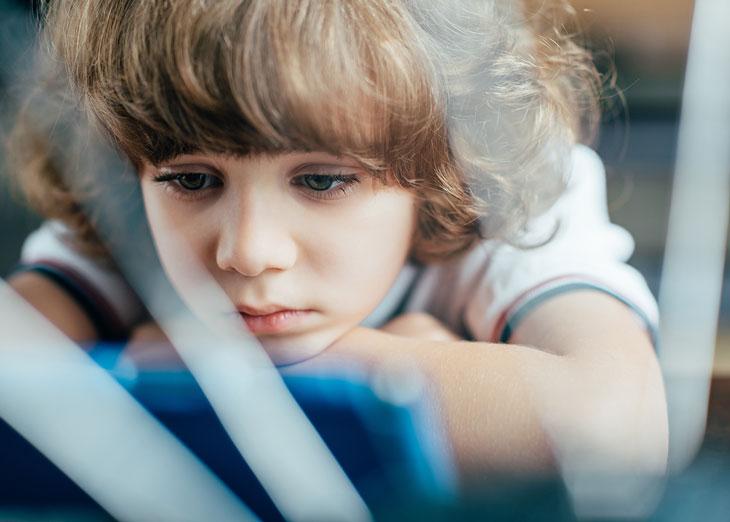 Как родители нарушают личные границы детей: 5&nbsp;ситуаций